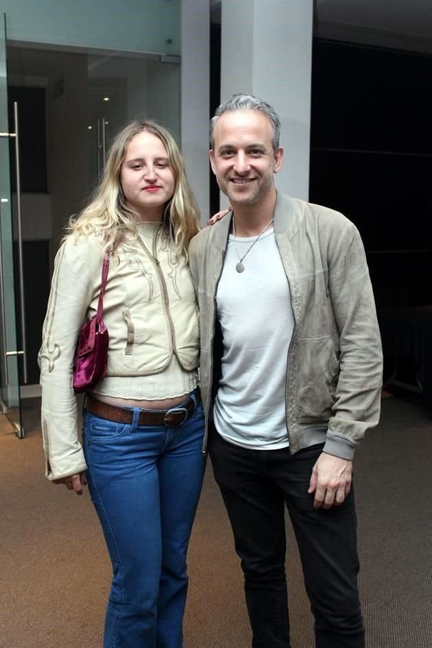 Stella Smith y Daniel Dugan