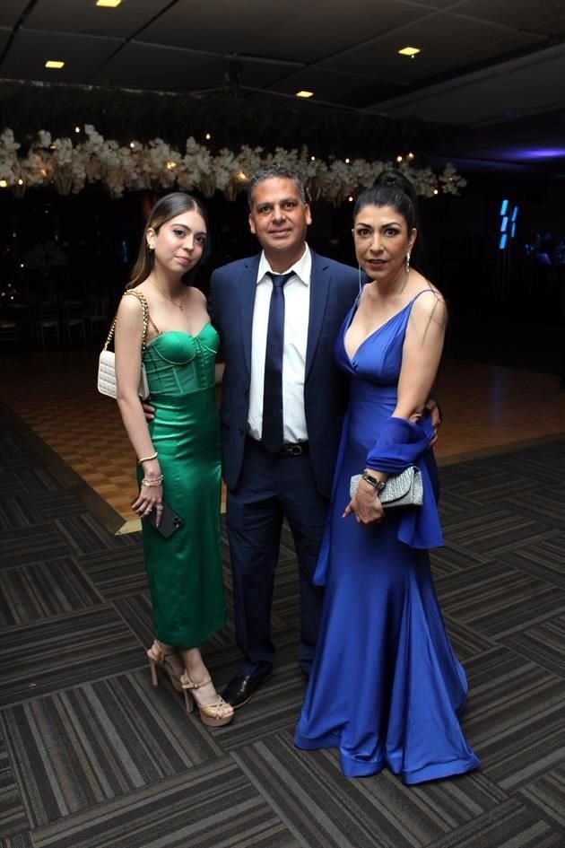 Fernanda Encinas, Eduardo Encinas y Maricela López