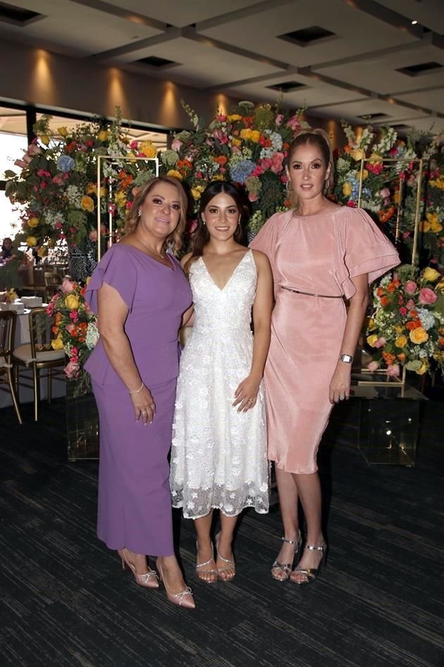 Laura Sánchez de Garza, Erika Garza Sánchez y Elsa Peña de Solano