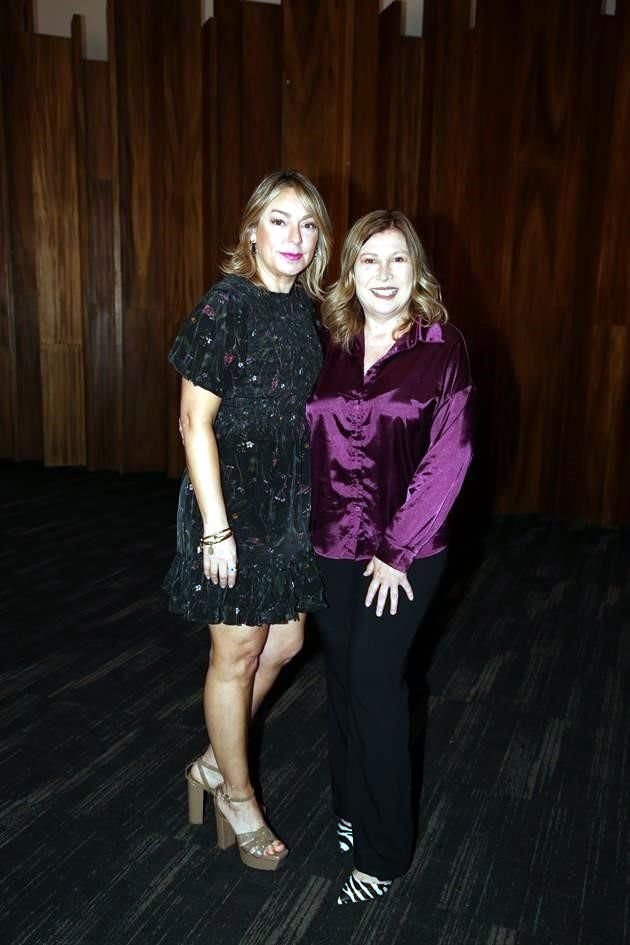 Miroslava de Ramos y Adriana Martínez