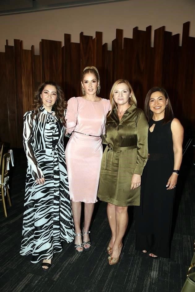 Brenda Luna de González, Elsa Peña de Solano, Luisa de Villarreal y Yovana Zarazua de Mejía