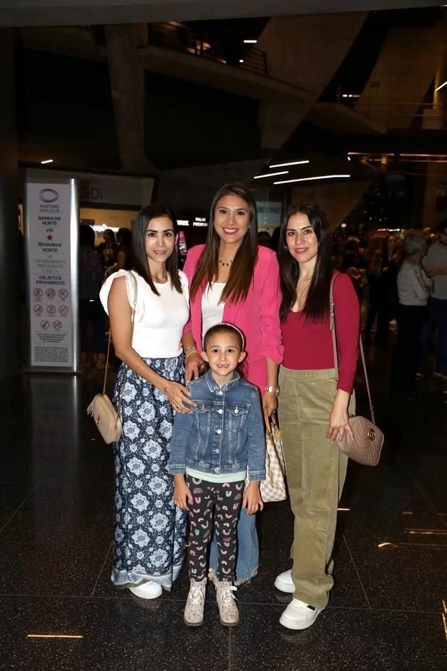 Sairi García, Anette Garza, Ludy García y Roberta Elizondo