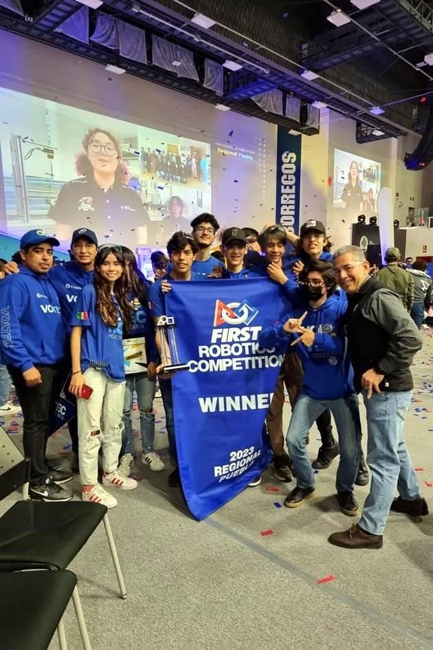 El equipo 'Voltec' fue ganador de la competencia regional.