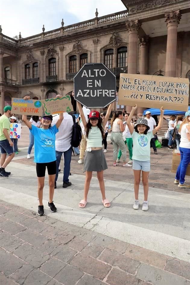 Fernanda Peña, Romina Sáenz y Natalia Pompa