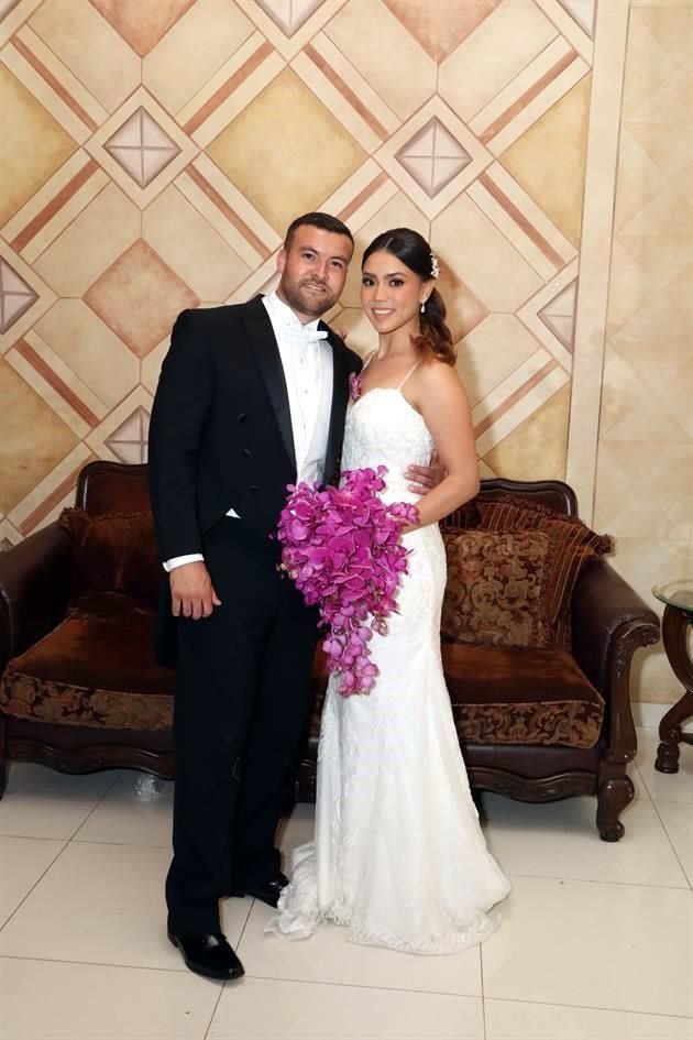 Gerardo Elizondo Martínez e Ingrid Gisselle García Coronado