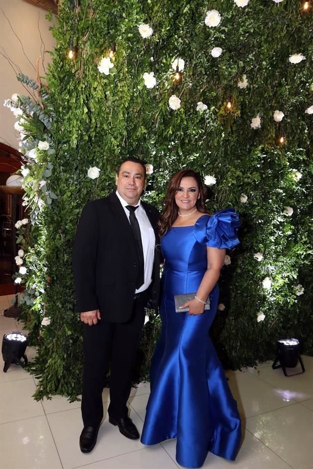 Alejandro Villarreal y Guadalupe Elizondo