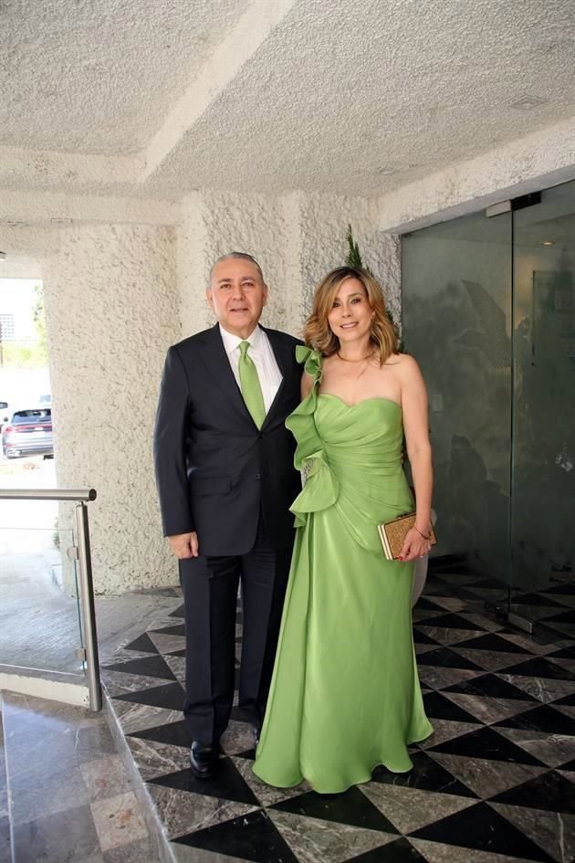 Homero Huerta y Gabriela Alcántara de Huerta