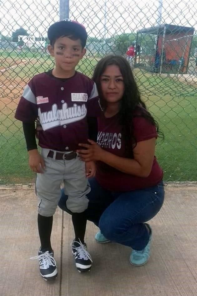 Nomar Tadeo Luna Contreras inició en el deporte practicando beisbol, en Hualahuises.