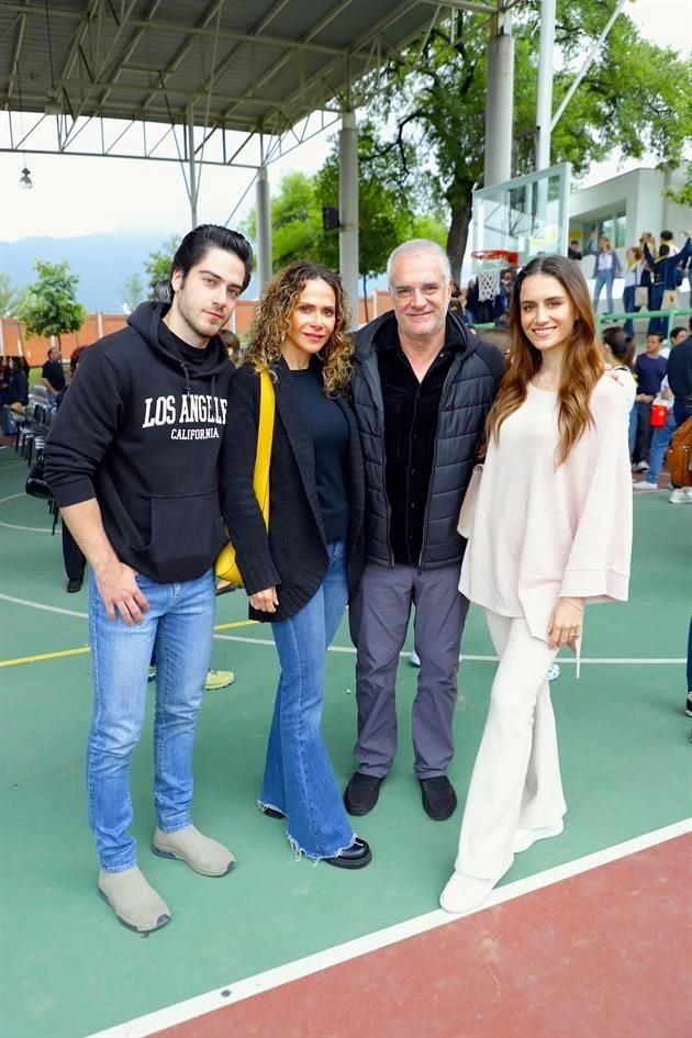 Juan Pablo Allen, Liliana Calderón, Pablo Allen y Camila Allen