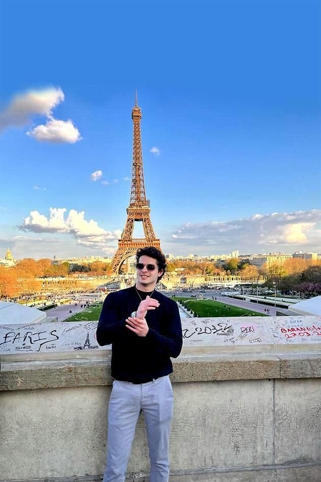 Gabriel Doddoli. En París.