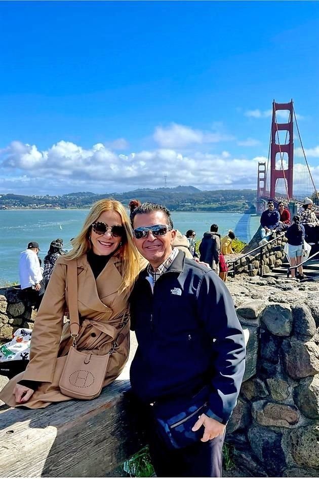 Dora Pérez de Lozano y Gonzalo Lozano. En San Francisco, California.