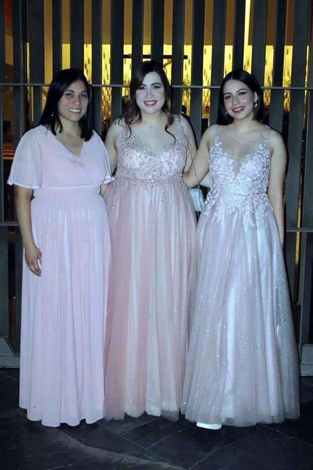 Bárbara González, Rebeca Cabrera y Andrea Cabrera