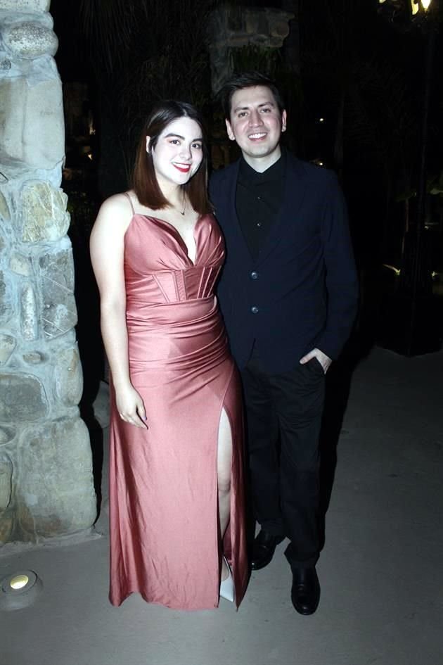 Sofía Macias y Orlando Ayala