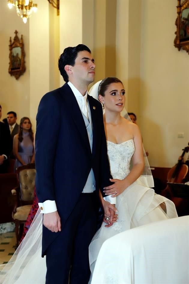 Paula Martínez Garza y Diego Velasco González