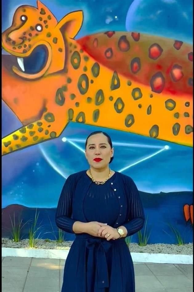 El INAH acusó que Sandra Cuevas no cuenta con permisos para la réplica de la obra de Rufino Tamayo en la Colonia Paulino Navarro.