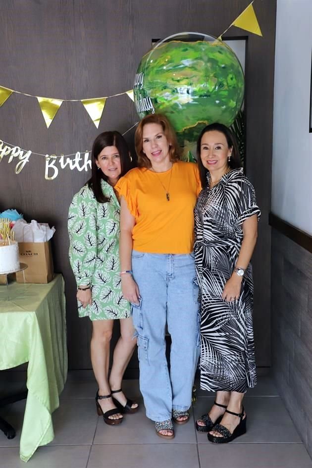 Marilú García, Rosy García y Gaby Granados