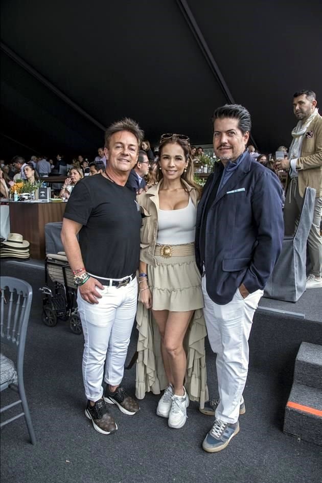 Helio Fajardo, Alessandra Margain y Héctor Suárez