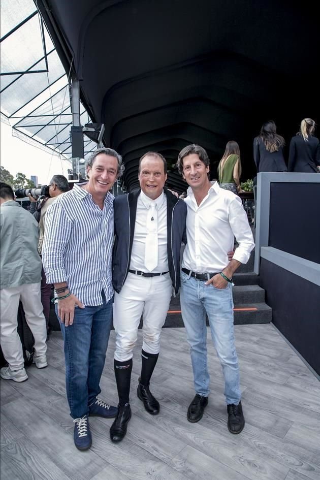 Diego Salazar, Federico Fernández y Andrés Reynaud