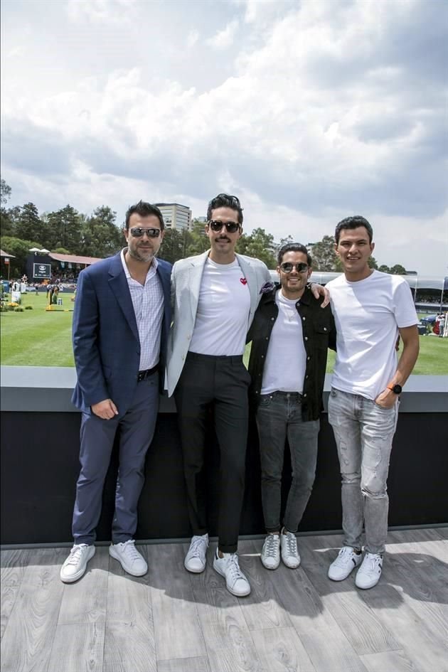 Jaime Celis, Carlos Montes de Oca, Rafa Roig y Memo Rivera