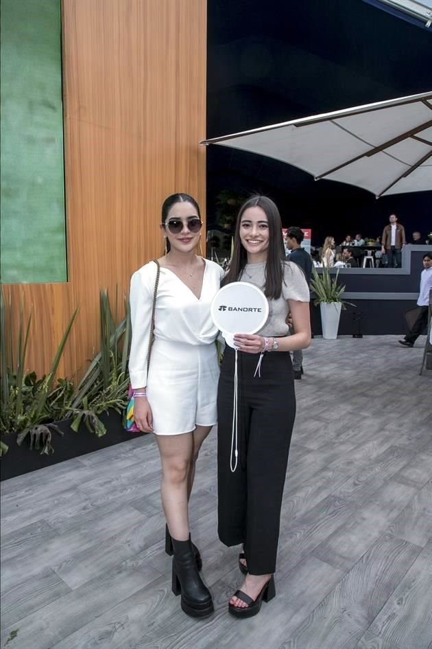 Yukari Katsuda y Cynthia Reyes