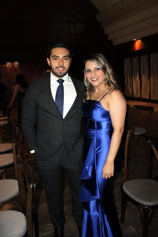 Andrés Cordova y Paola Flores