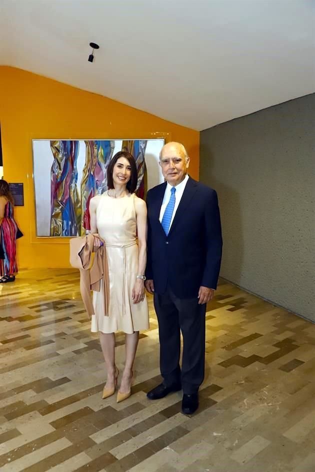 Ángela Canales y Fernando Canales Clariond
