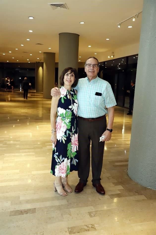 Elvia Garza y Eduardo Arechavaleta