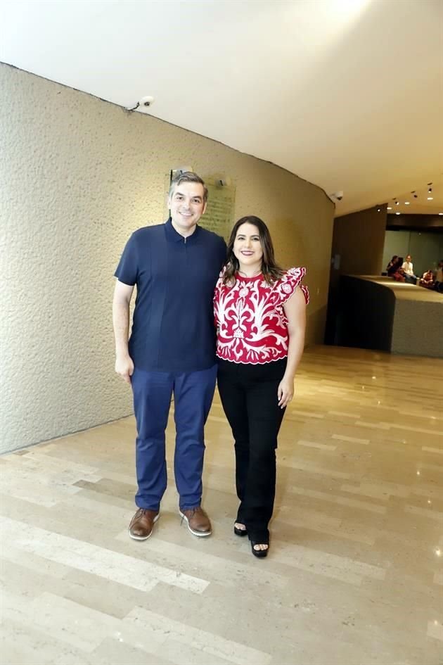 Mauro Guerra y Carmen Robledo