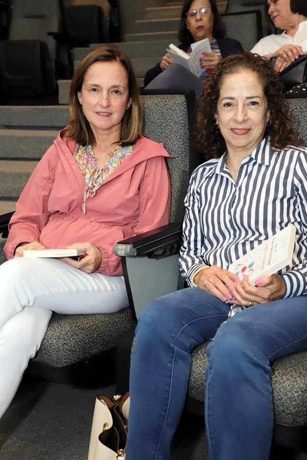 Carmen Jasso de Rodríguez y Adriana Garza de Flores