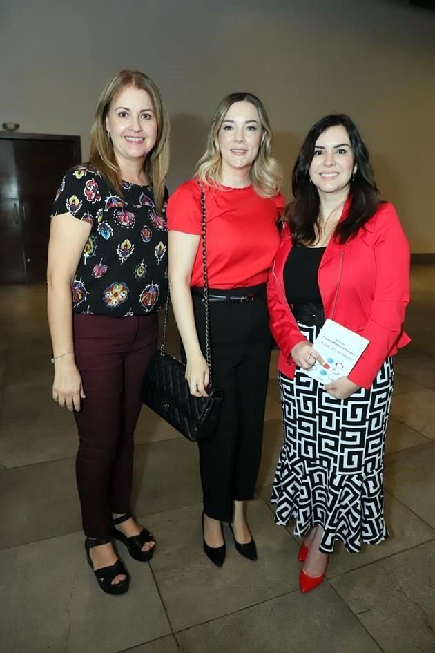 Alejandra Mellado, Ana Mary Muñiz y Georgina Esquivel