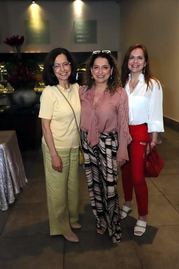 Lorena Ríos, Barbara Ríos y Jéssica Ríos