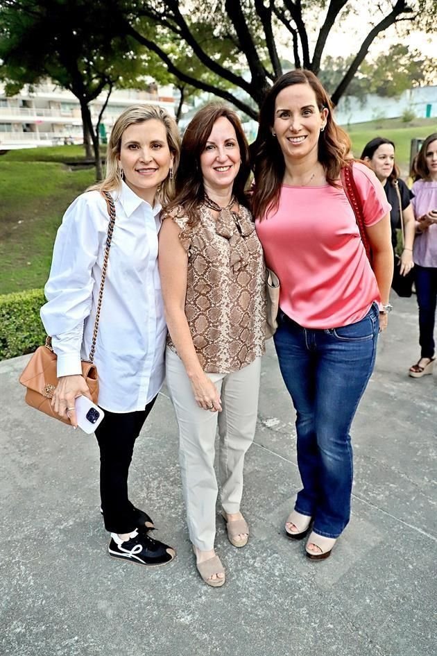 María José Sada de Escamilla, Lupita Sada de Camargo y Claudia Sada de Costa