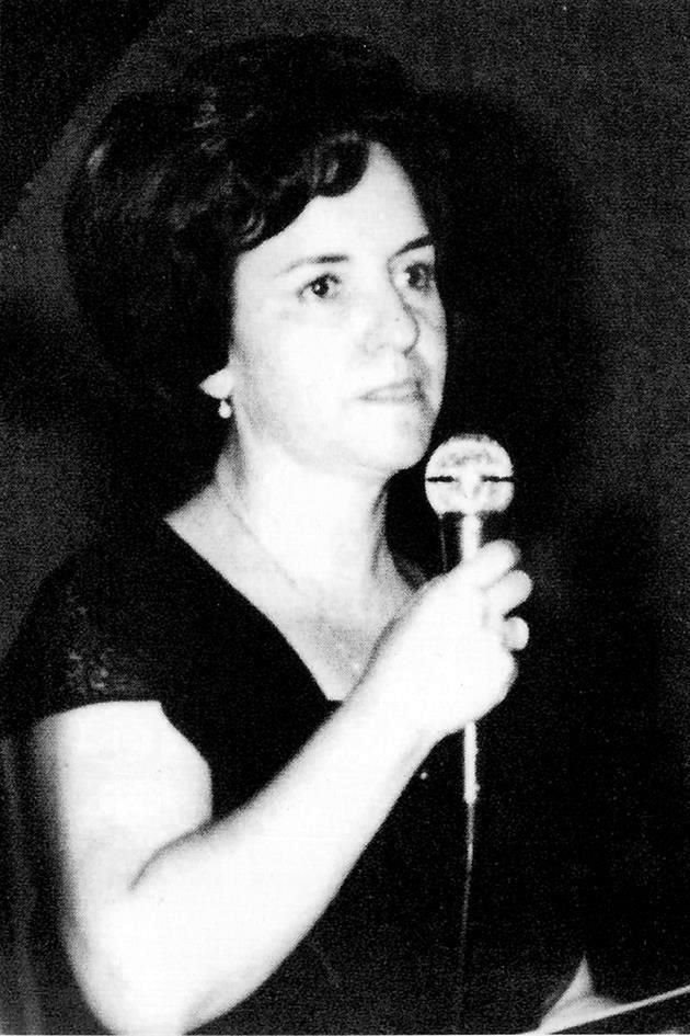 Miss Rosario Dosal. Directora 1973-1974