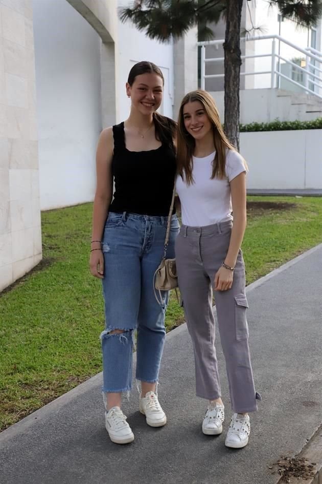 Raquel Maldonado y Mariel Garza