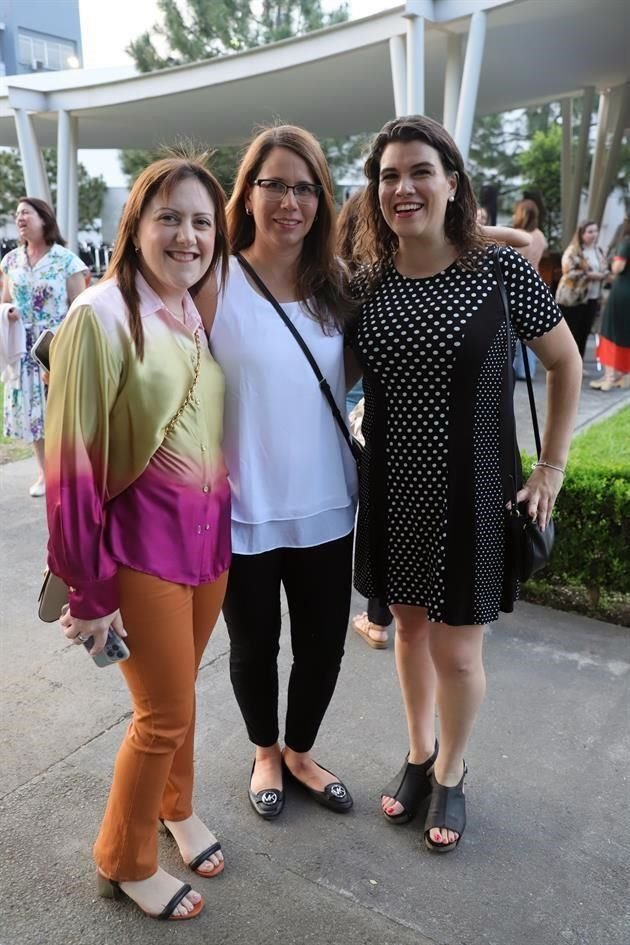 Sofía Vázquez, María Martínez y Belinda Martínez