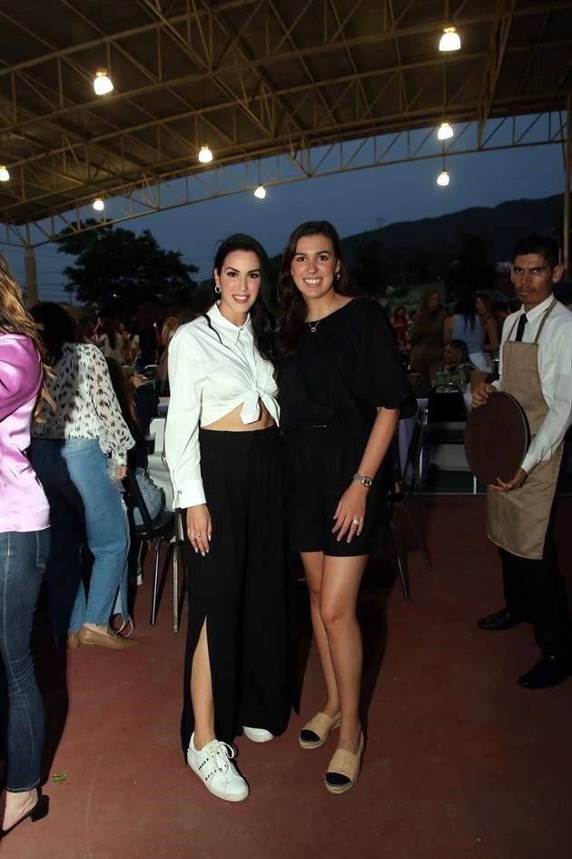 Ana Victoria González y Mirna Treviño