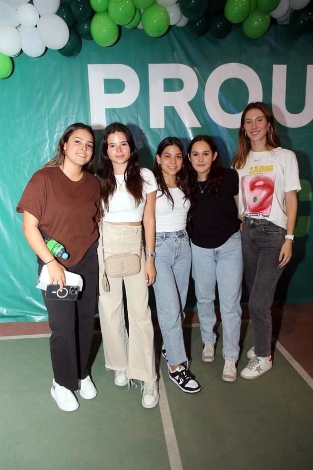 Cordelia Villarreal, Camila Gámez, Daniela González, Olympa Rodríguez y María Páez