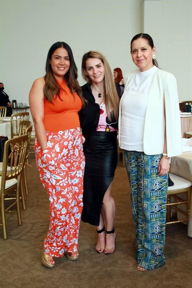 Ingrid Gutiérrez, Adriana García y Marisol Palacios