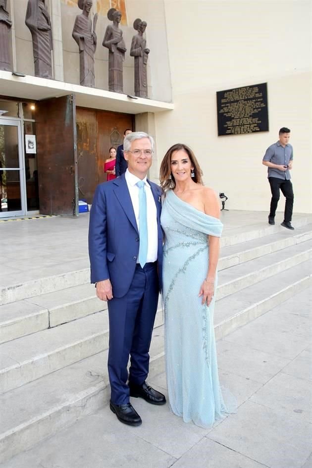 Pablo Zambrano Benítez y Martha Treviño de Zambrano