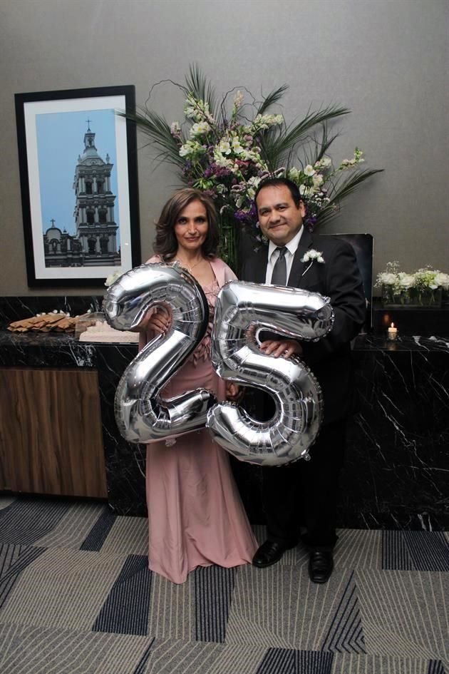 Silvia González García y Luis Rolando Miranda García