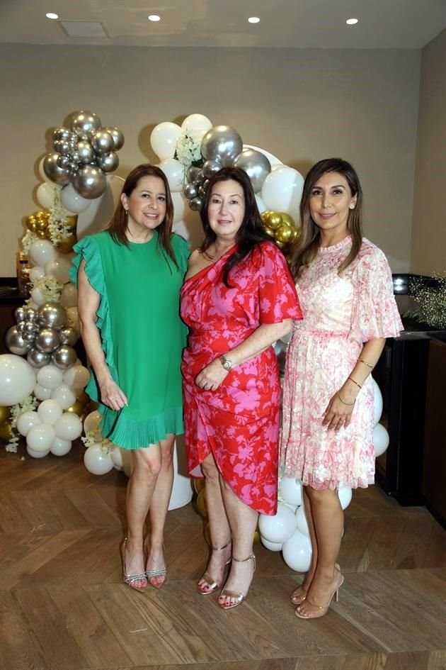 Adriana Negrete, Amparo Cárdenas y Mónica García de Miranda