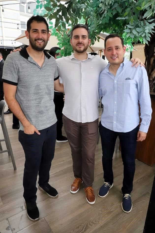 César Martínez, Leonardo Acha y Óscar García