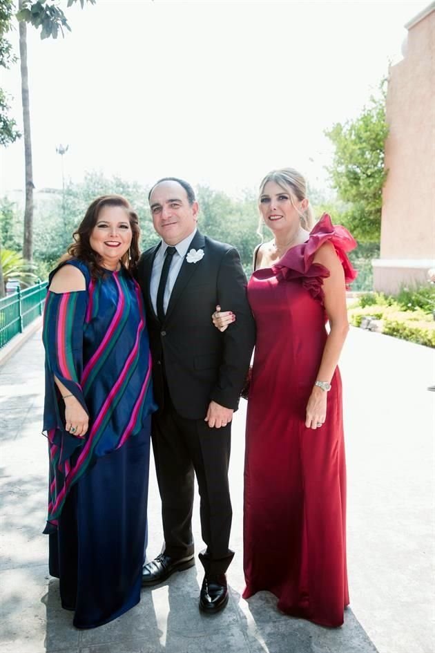 Maru Tijerina de Marcos, Bernardo Marcos y Lucila Tijerina