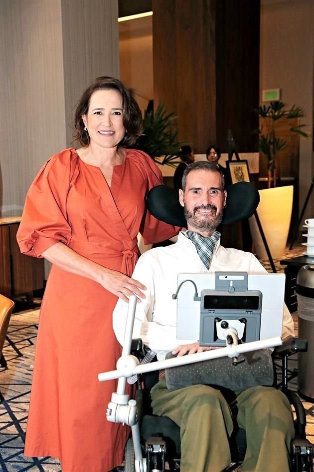 Yolanda Saro de Ferrara y Pablo Ferrara