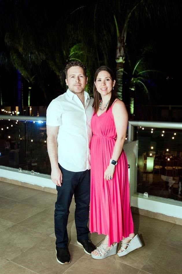 David García y Gabriela Cantú