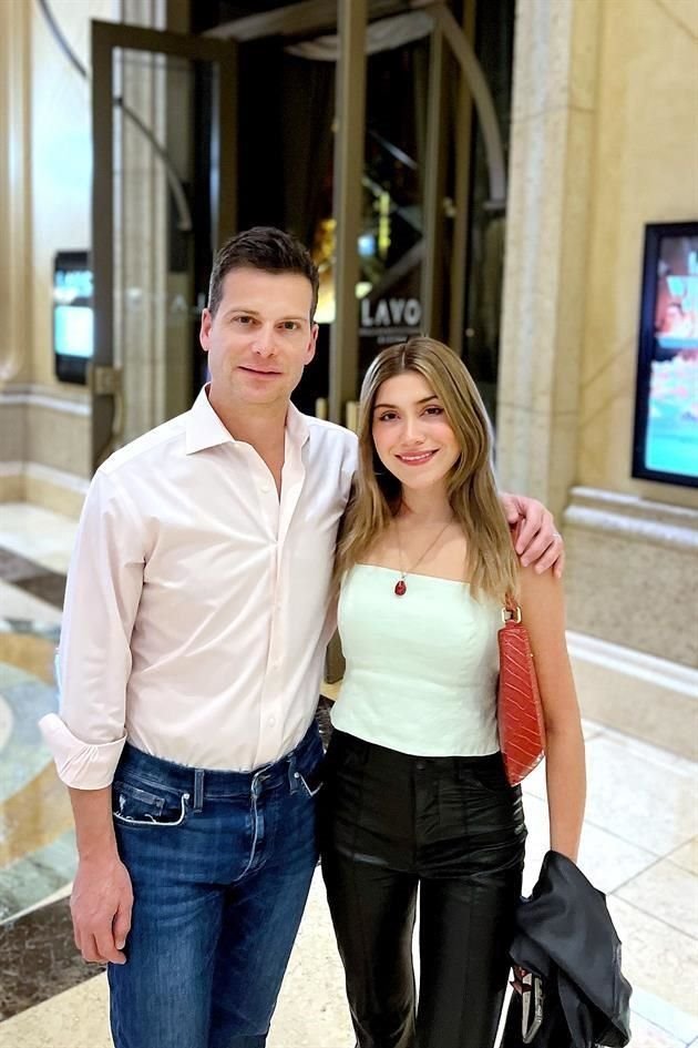 Juan Carlos Gánem con su hija Valeria Gánem Zablah