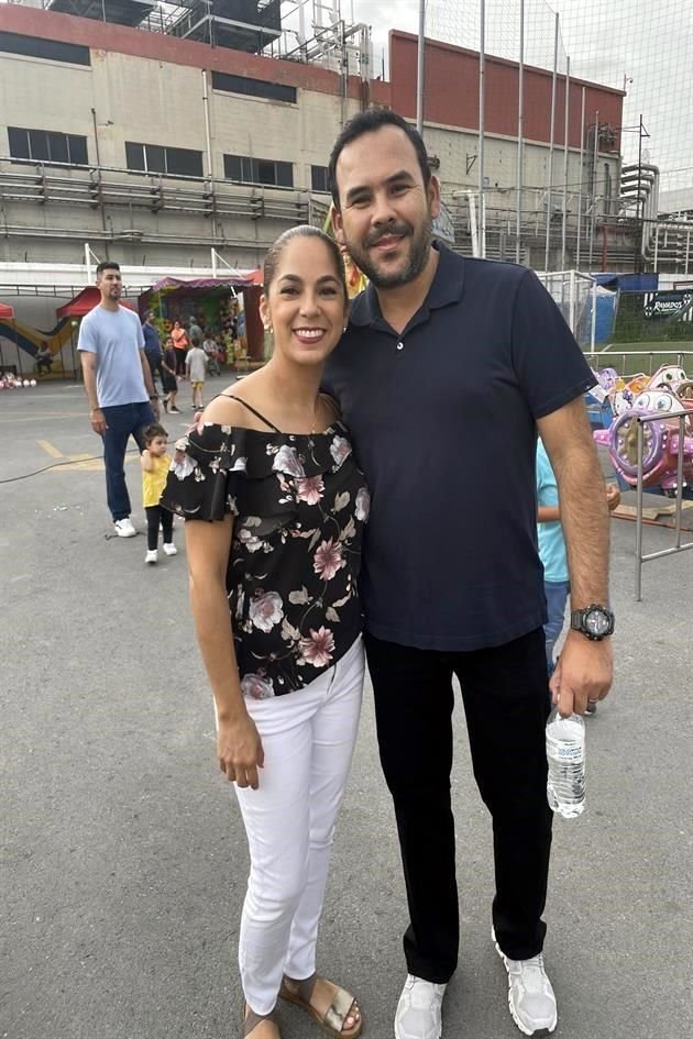 Lizette Ramos y Jorge Ramos