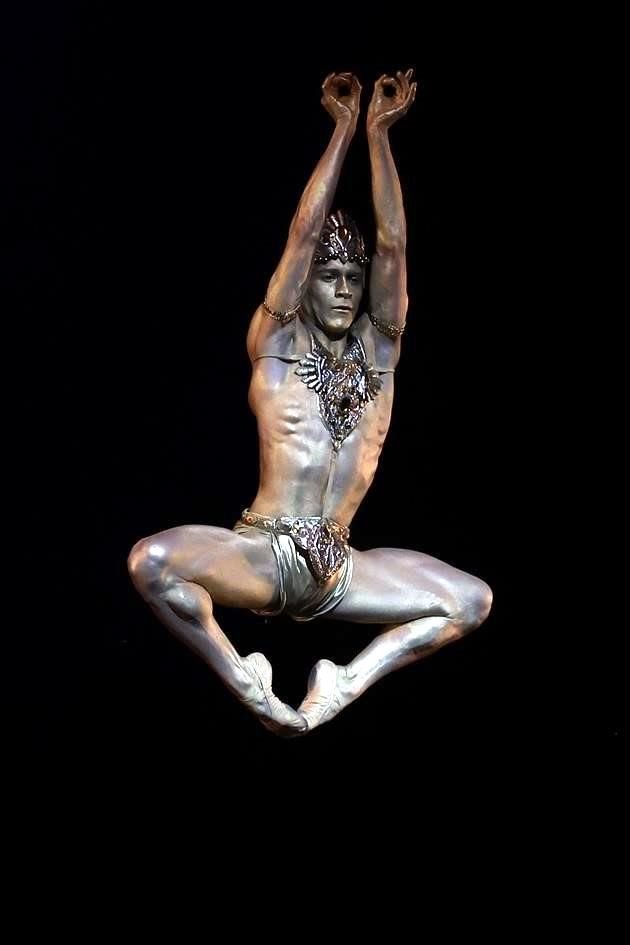 Joao Alves debutó con éxito con el Ídolo de Bronce de 'La Bayadera'.