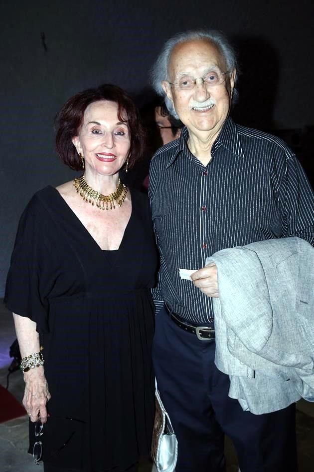 Cecilia Pérez Madero de Sada y Rogelio Sada