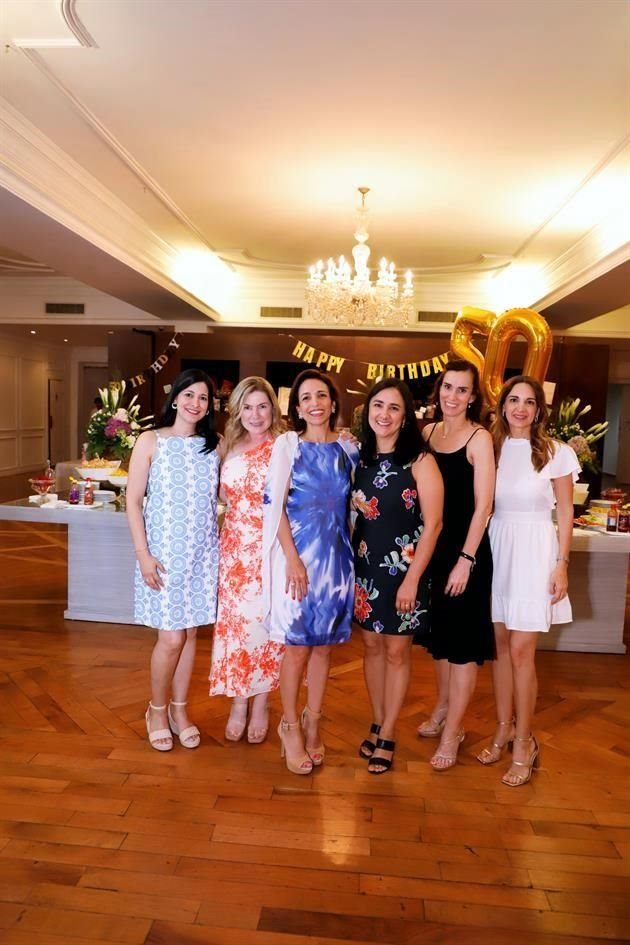 Annie Cantú de Pozas, Diana Dohener, Marcela Villaseñor de Yarte, Mónica Vara, Mariana Cárdenas y Kathia Elizondo de Gutiérrez